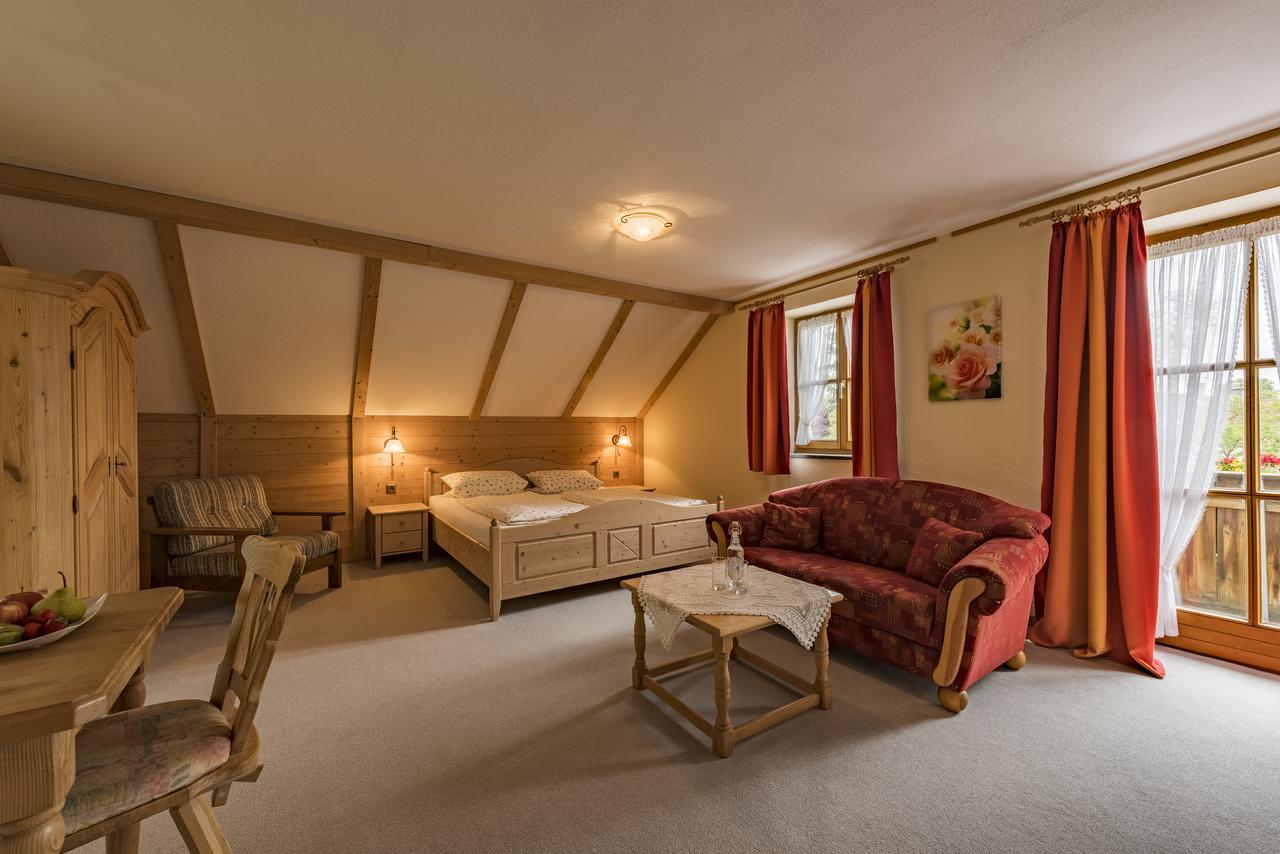 Landgasthof Wangerstuben Oberostendorf Экстерьер фото